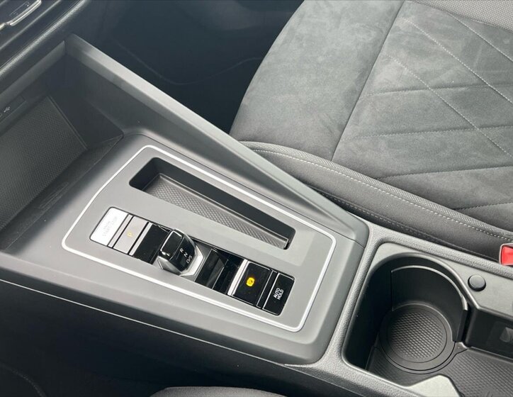 Volkswagen Golf Hatchback 1,5 l 96 kw