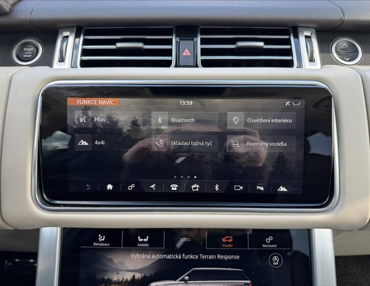 Land Rover Range Rover SUV / Terénní 3,0 l 221 kw