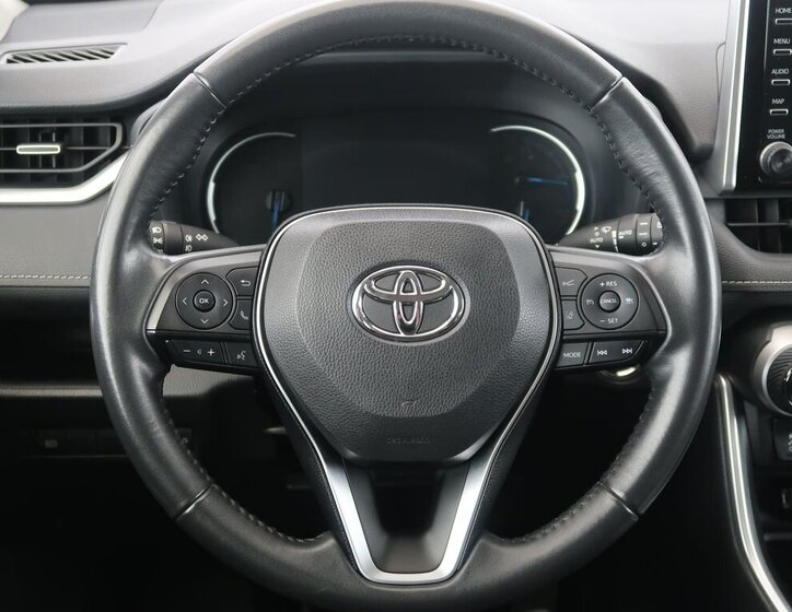 Toyota RAV4 SUV 2,5 l 131 kw