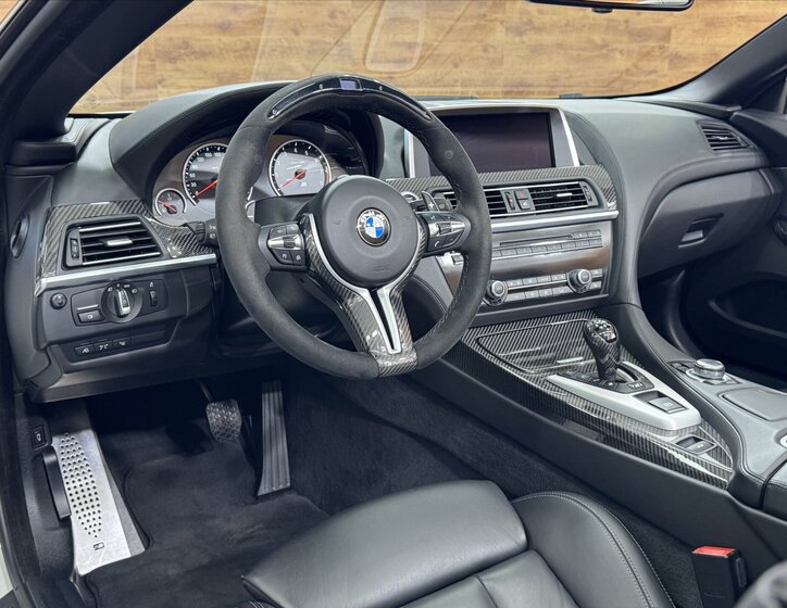 BMW M6 Kabriolet 4,4 l 412 kw