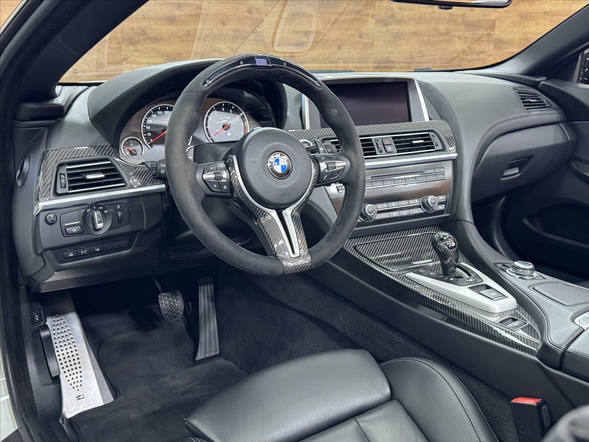 BMW M6 Kabriolet 4,4 l 412 kw