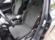 Škoda Karoq SUV / Terénní 1,5 l 110 kw