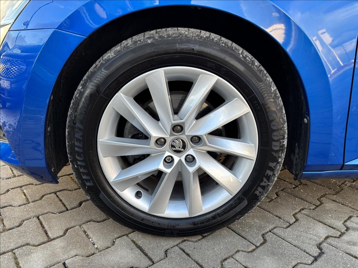 Škoda Superb Kombi 2,0 l 110 kw