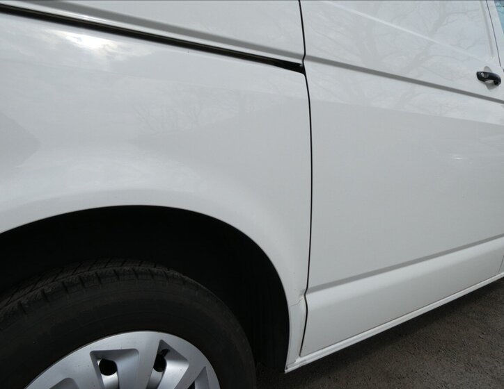 Volkswagen Transporter Skříň 2,0 l 75 kw