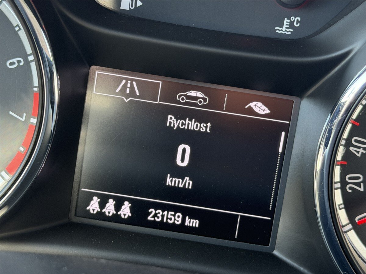 Opel Astra Hatchback 999,0 77 kw