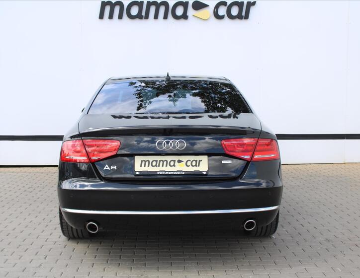 Audi A8 6