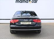 Audi A8 6