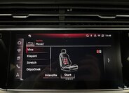 Audi Q8 24