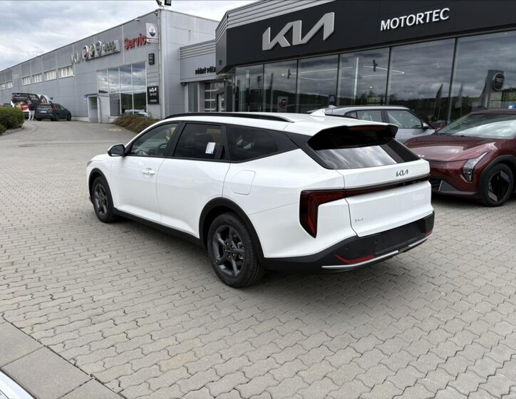 KIA Ostatní Kombi 1,6 l 110 kw