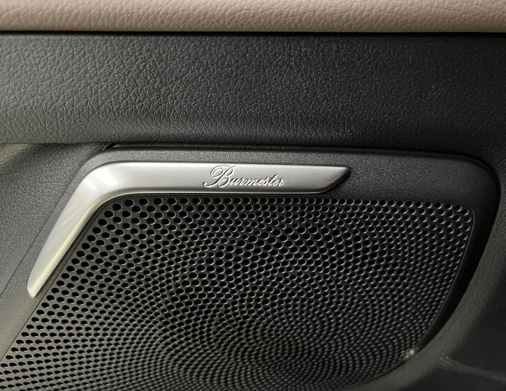 Mercedes-Benz Třídy V 29