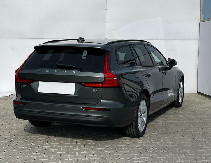 Volvo V60 Kombi 2,0 l 145 kw