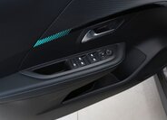 Peugeot 208 Hatchback 1,2 l 96 kw