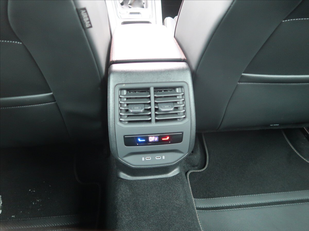 Cupra Formentor SUV / Terénní 1,5 l 110 kw