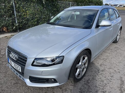 Audi A4 Kombi 2,0 l 88 kw