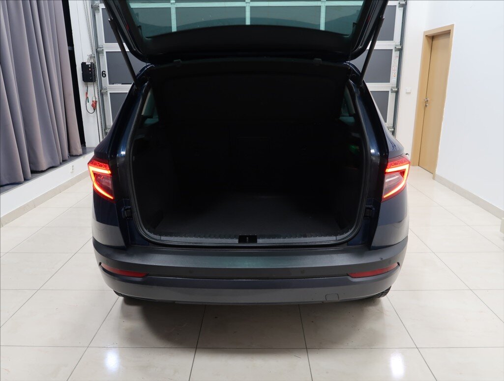 Škoda Karoq SUV / Terénní 1,5 l 110 kw