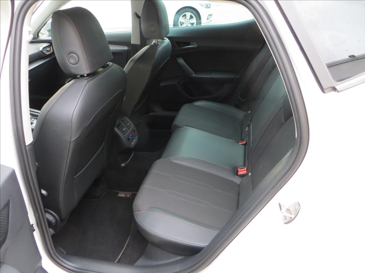 Cupra Formentor SUV / Terénní 1,5 l 110 kw