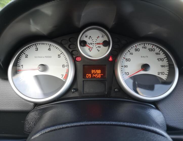 Peugeot 207 5