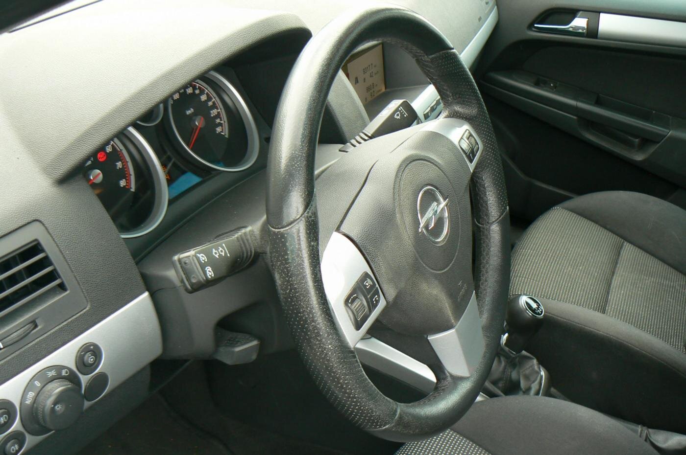 Opel Astra Kombi 2,0 l 147 kw