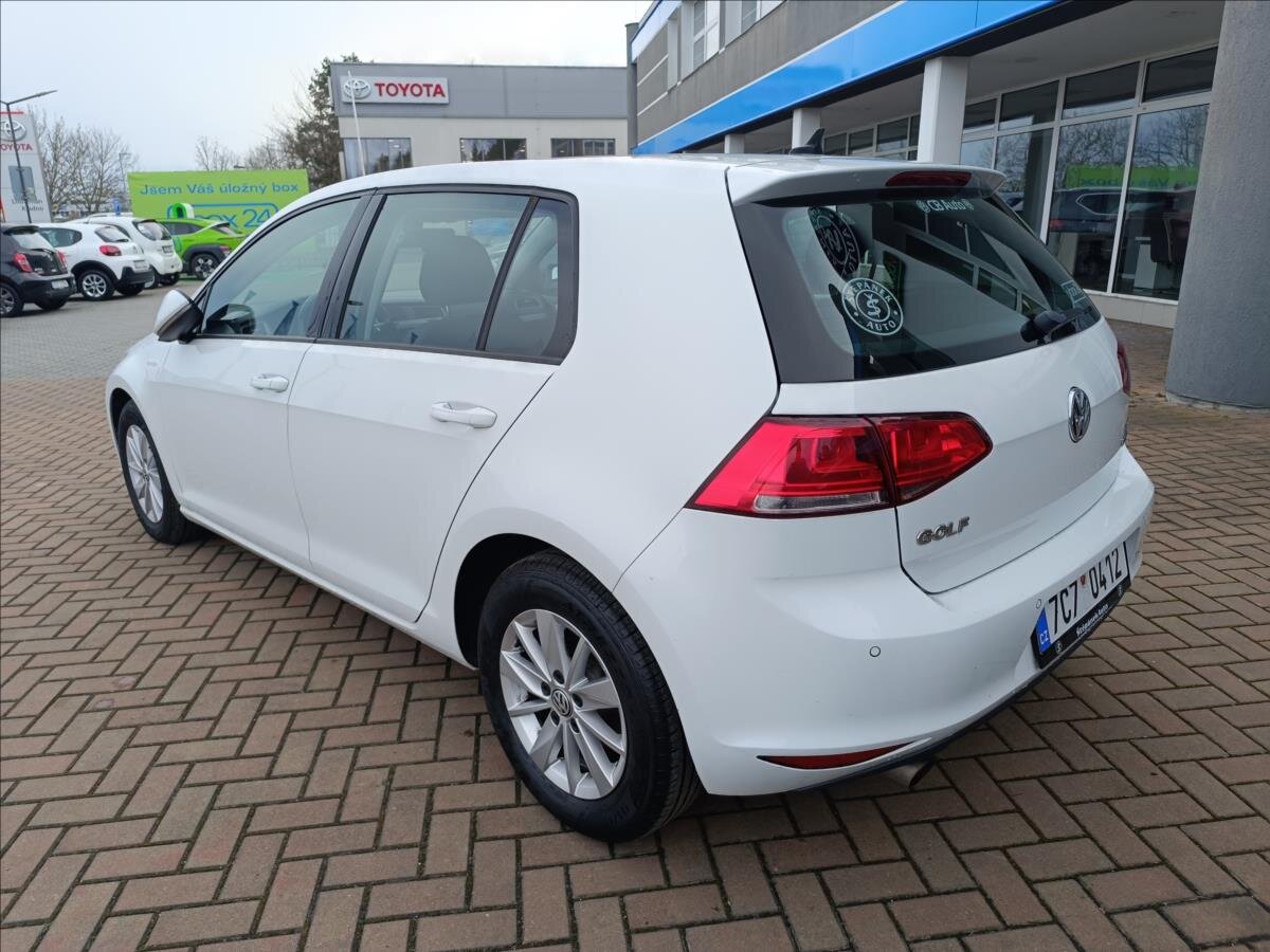 Volkswagen Golf Hatchback 1,2 l 81 kw