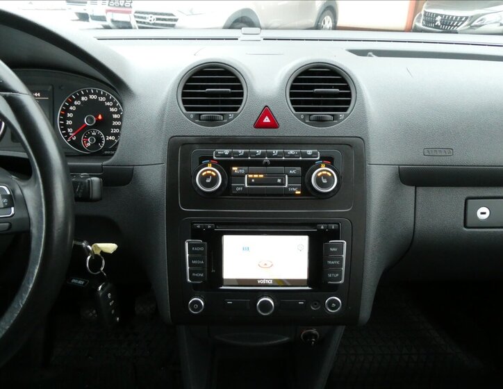 Volkswagen Caddy Kombi 1,6 l 75 kw