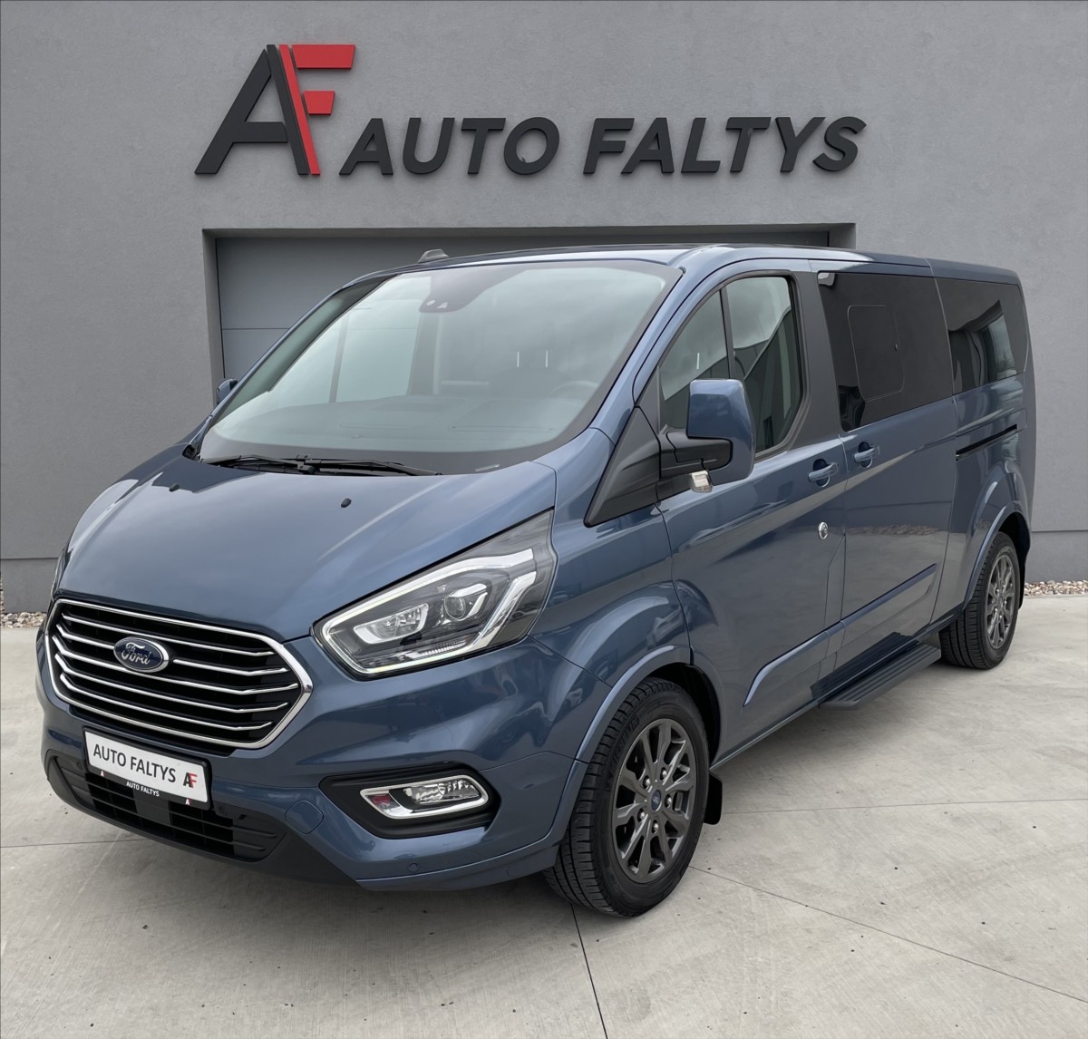 Ford Tourneo Custom