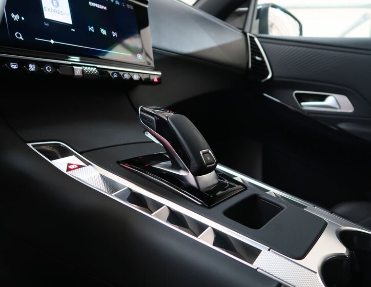 DS Automobiles DS7 Crossback 20