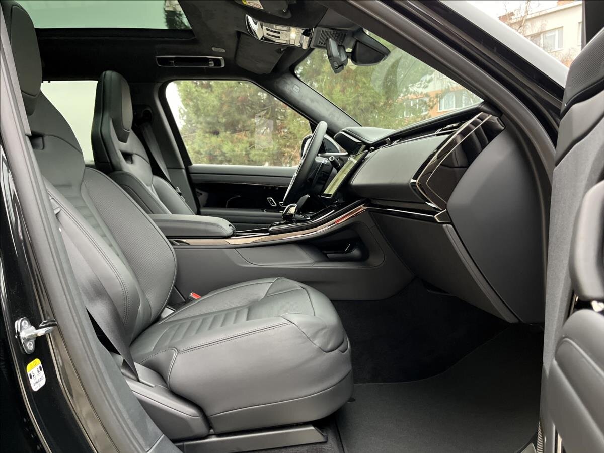 Land Rover Range Rover Sport SUV / Terénní 4,4 l 467 kw