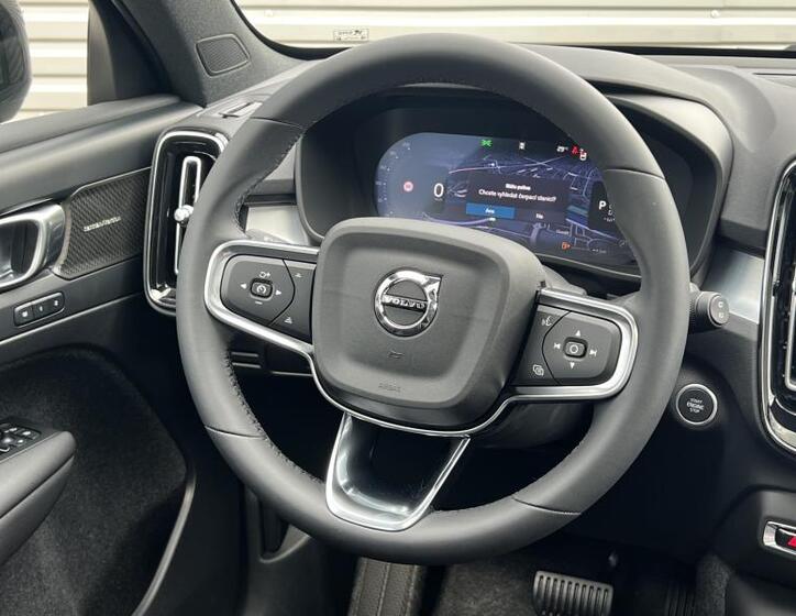 Volvo XC40 19