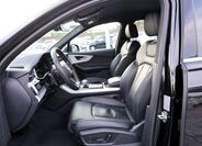 Audi Q7 23