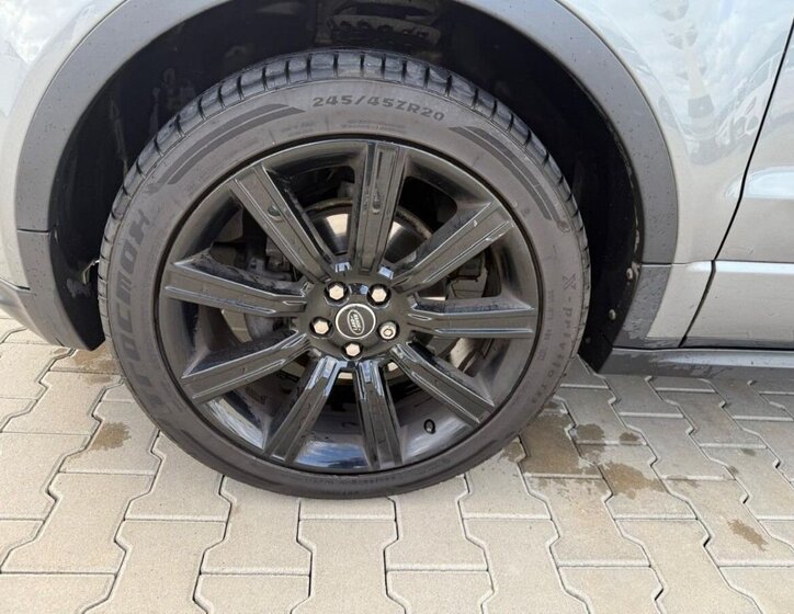 Land Rover Ostatní SUV 0,0 140 kw