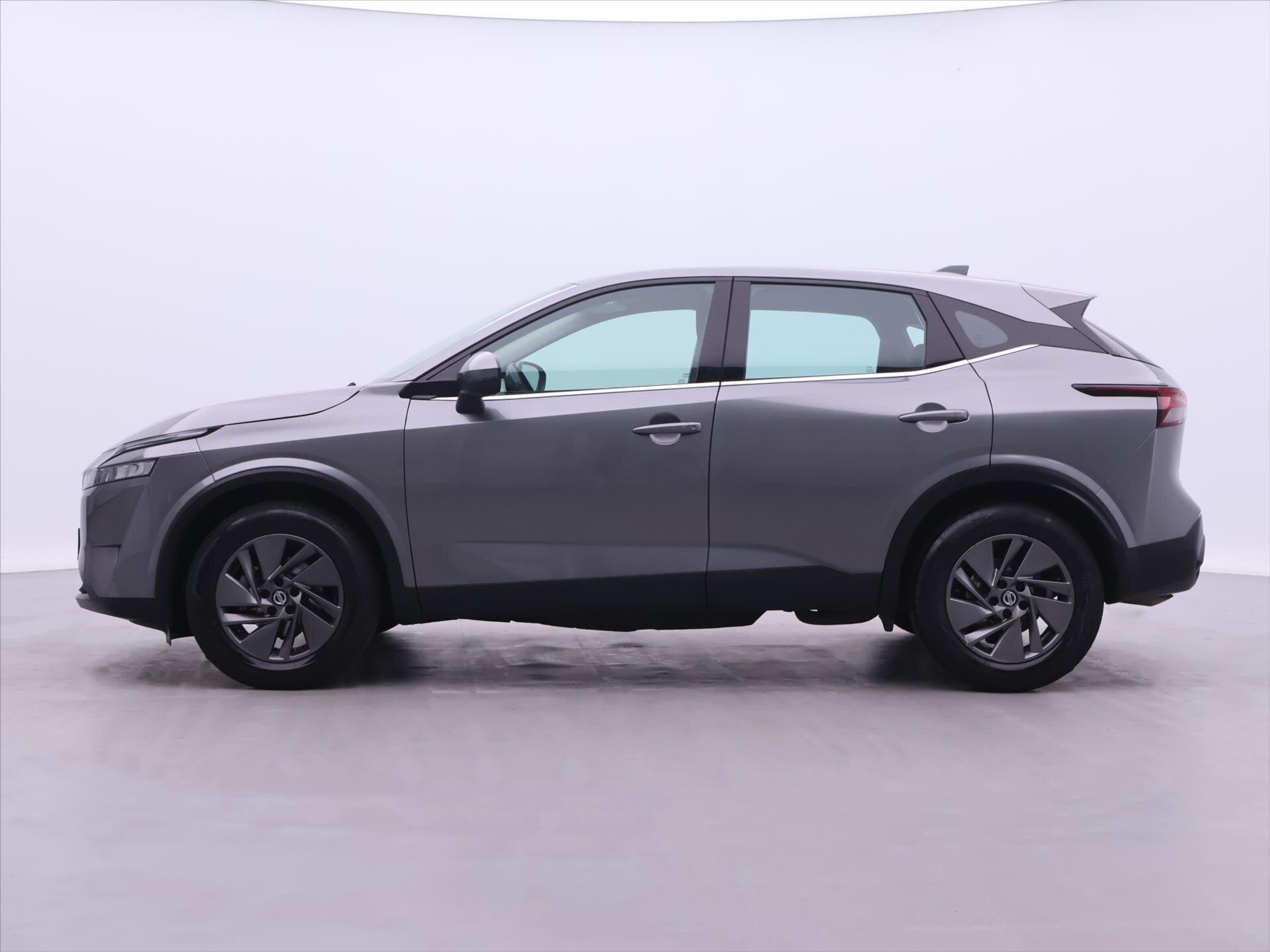 Nissan Qashqai SUV / Terénní 1,3 l 103 kw