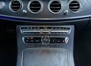 Mercedes-Benz Třídy E Sedan / Limuzína 2,0 l 143 kw