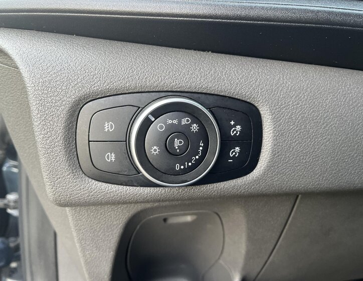 Ford Transit Custom 20