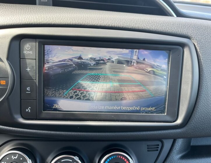 Toyota Yaris Hatchback 1,5 l 82 kw