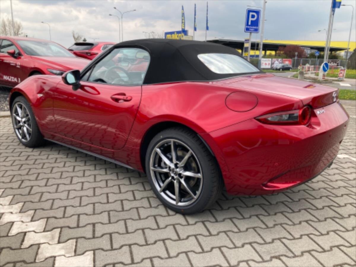 Mazda MX-5 Kabriolet 1,5 l 0