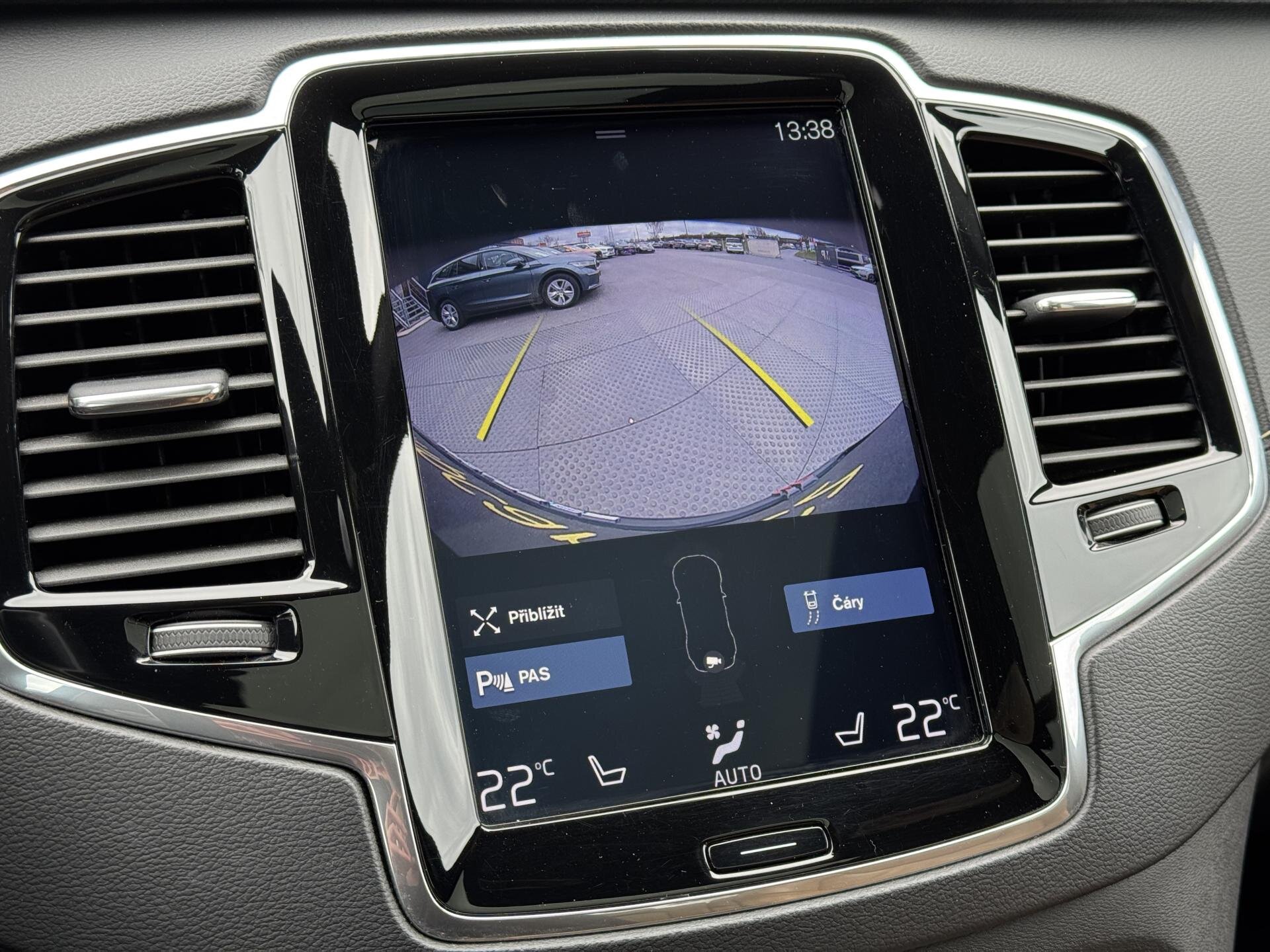 Volvo XC90 SUV / Terénní 2,0 l 173 kw