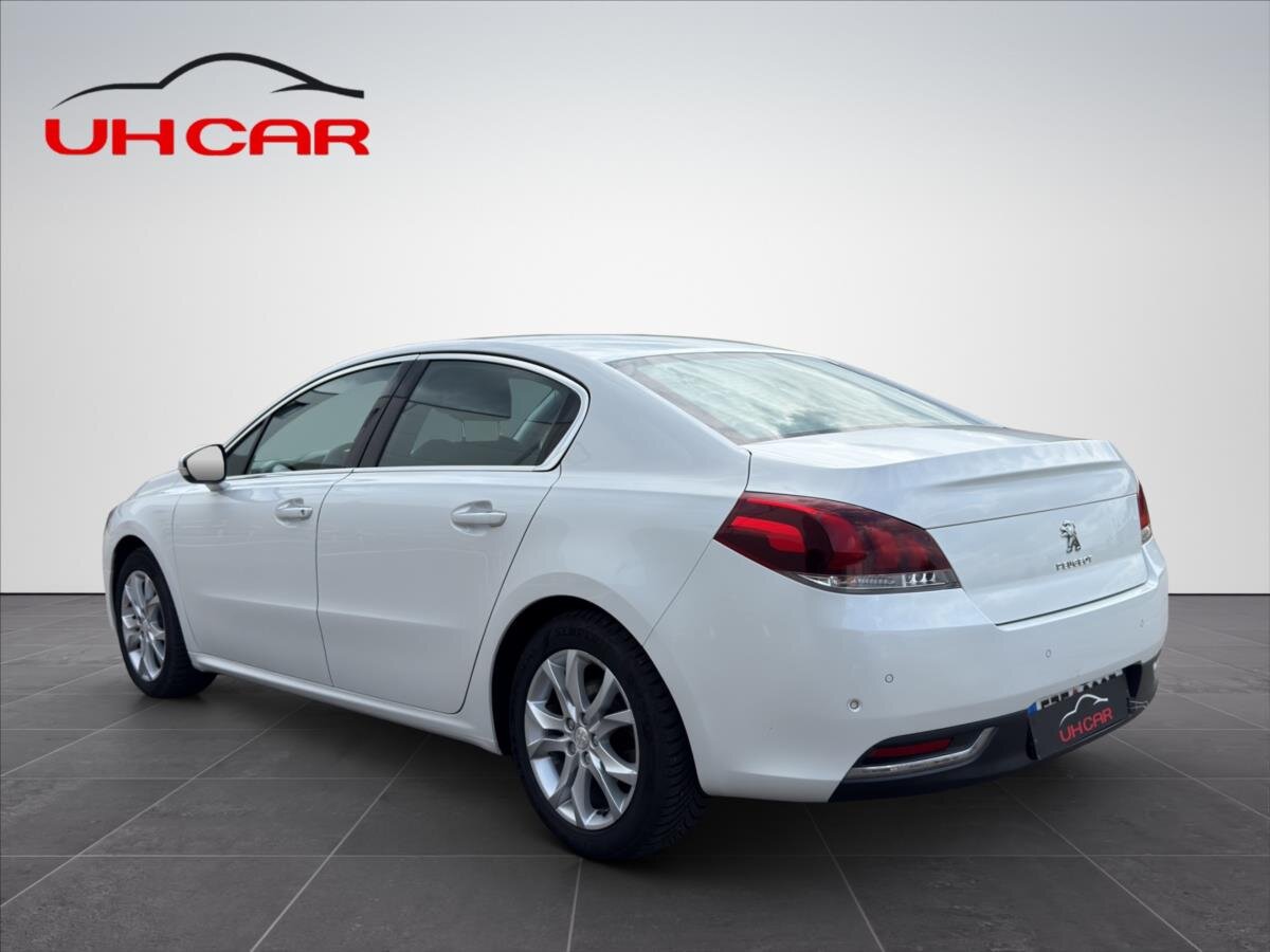 Peugeot 508 Sedan / Limuzína 2,0 l 120 kw