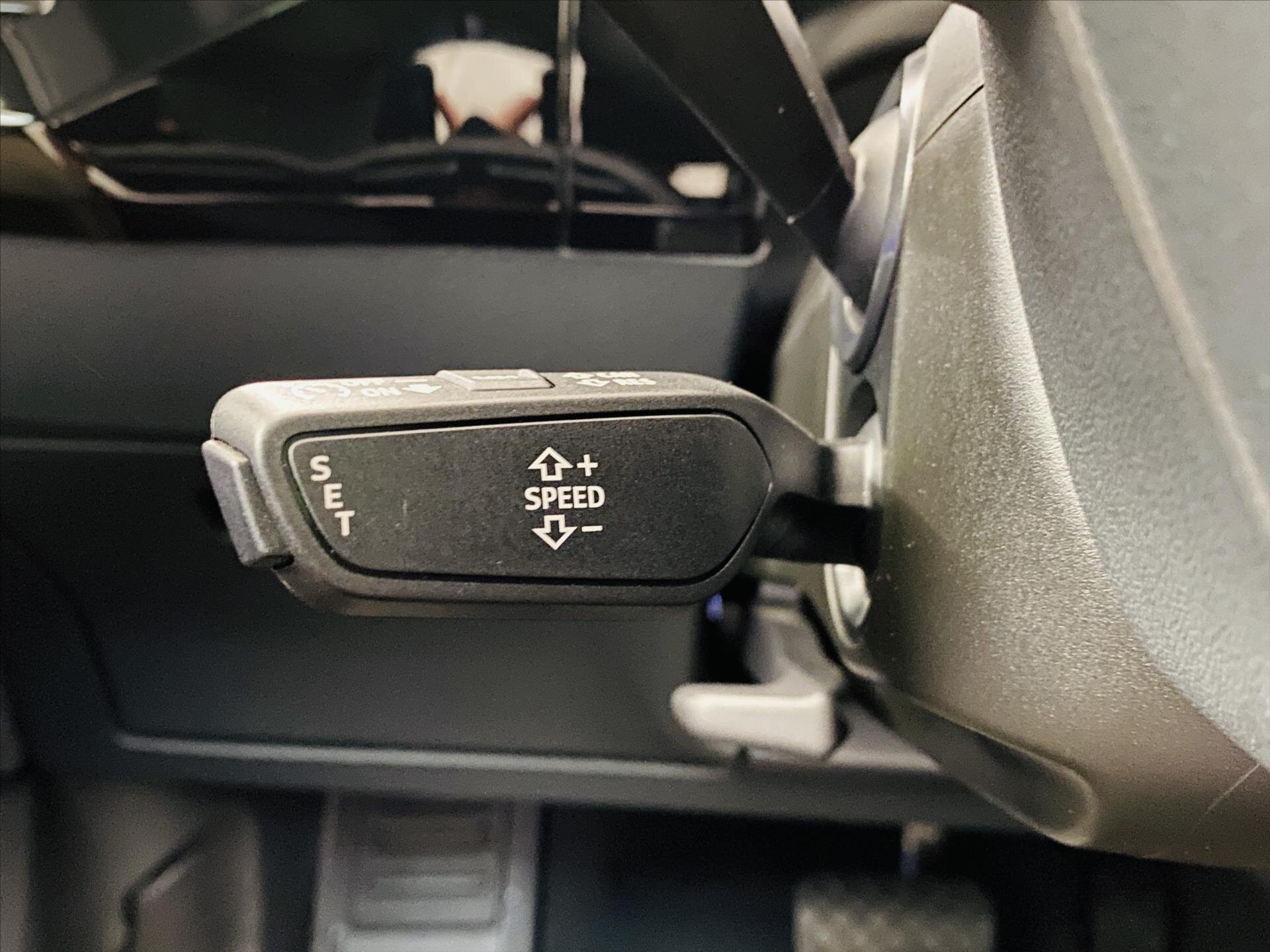 Audi e-tron SUV 0,0 370 kw