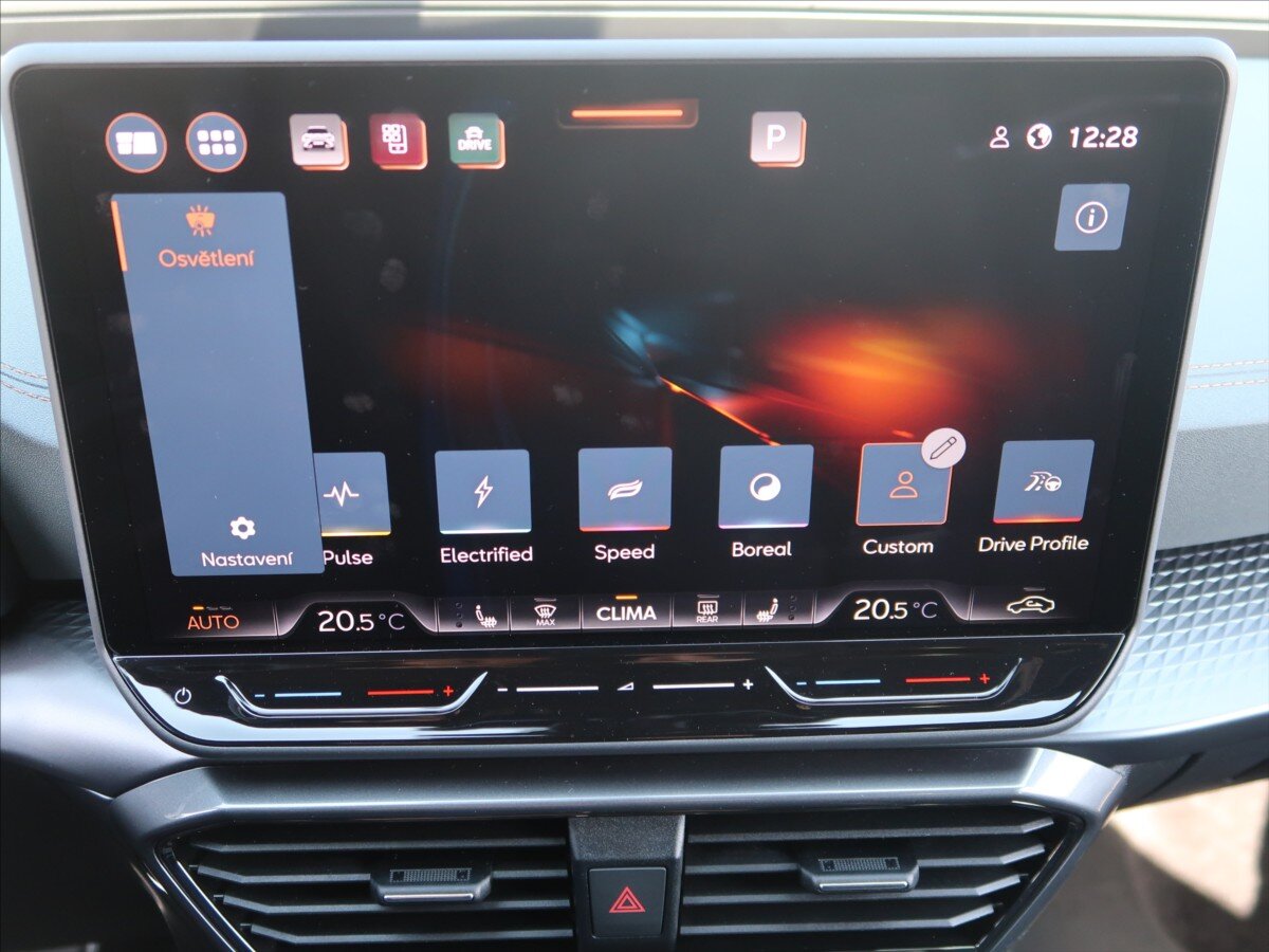 Cupra Formentor SUV / Terénní 2,0 l 294 kw