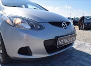 Mazda 2 13