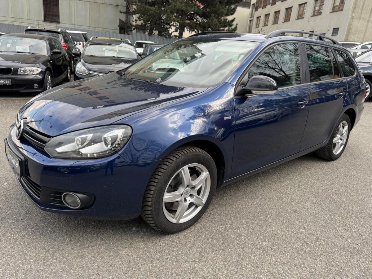 Volkswagen Golf Kombi 1,6 l 77 kw