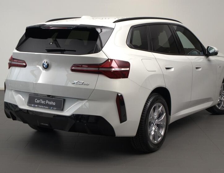 BMW X3 SUV 2,0 l 153 kw