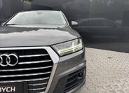 Audi Q7 24