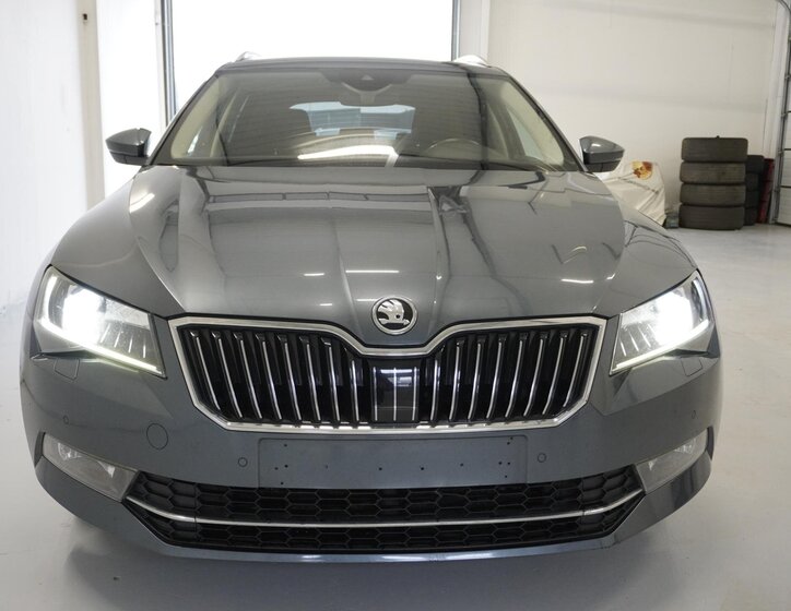 Škoda Superb Kombi 2,0 l 110 kw