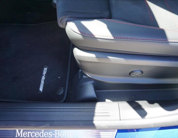 Mercedes-Benz GLA SUV 1,3 l 120 kw