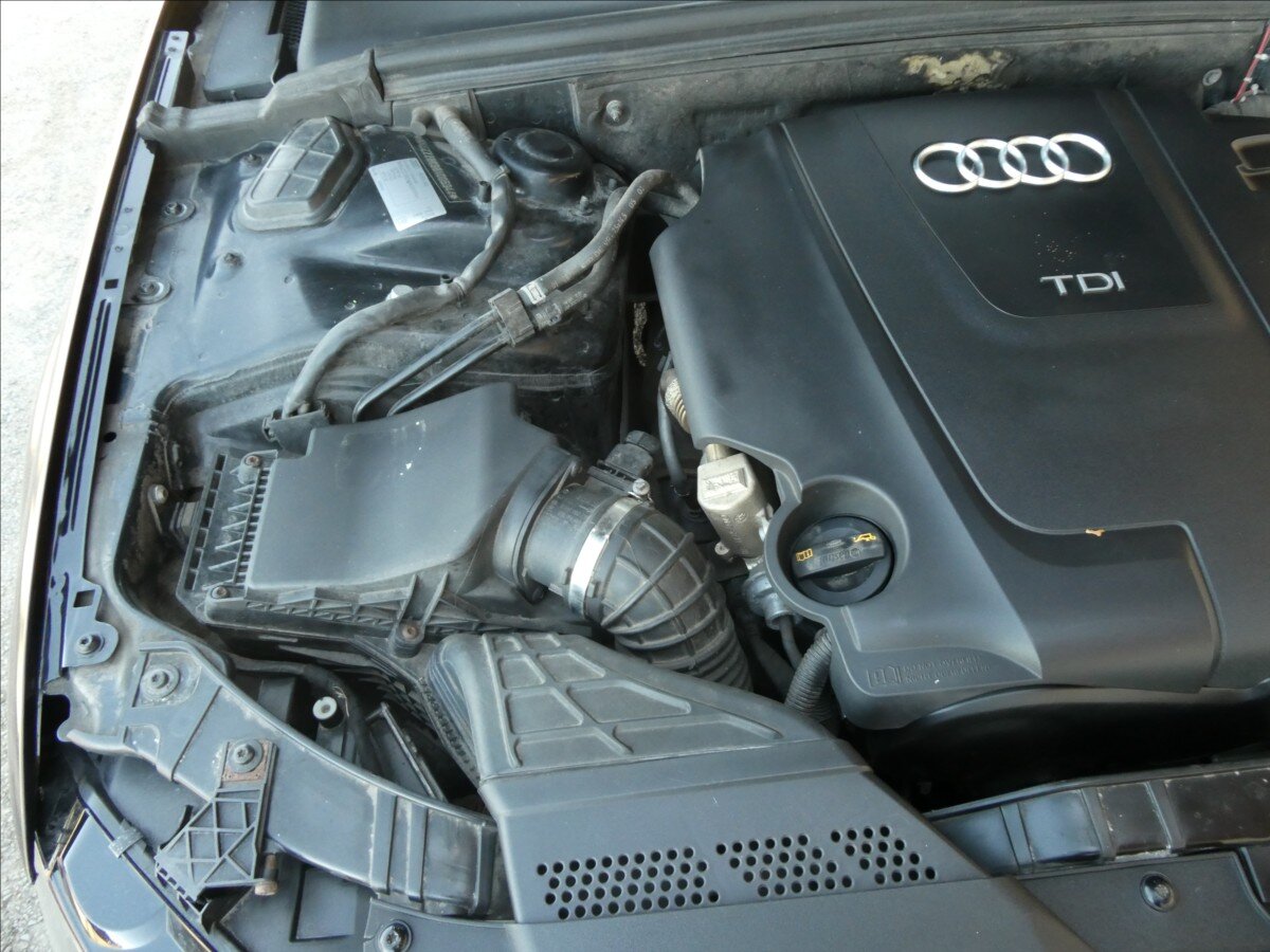 Audi A4 Sedan / Limuzína 2,0 l 105 kw