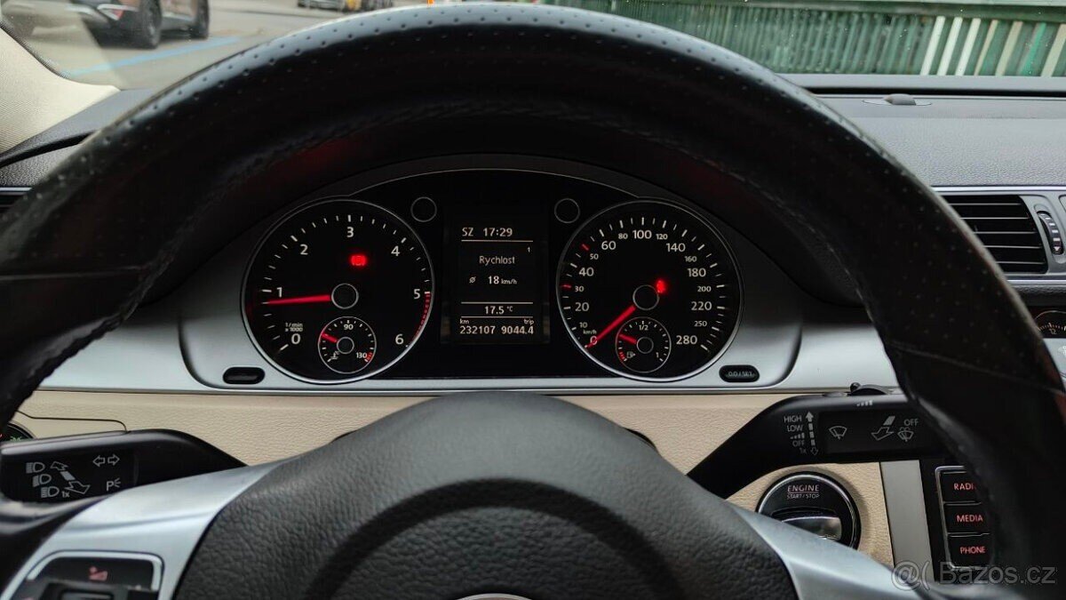 Volkswagen Passat Sedan / Limuzína 0,0 125 kw