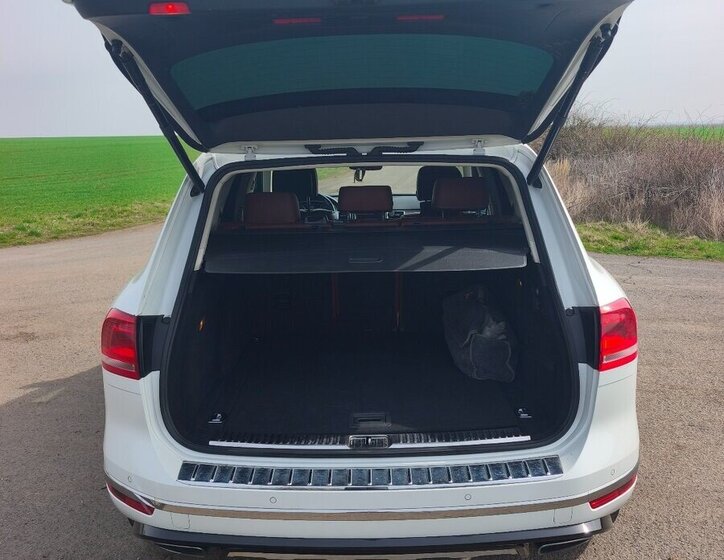 Volkswagen Touareg SUV / Terénní 0,0 196 kw