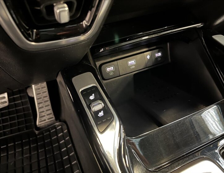 KIA Sorento SUV 2,2 l 148 kw