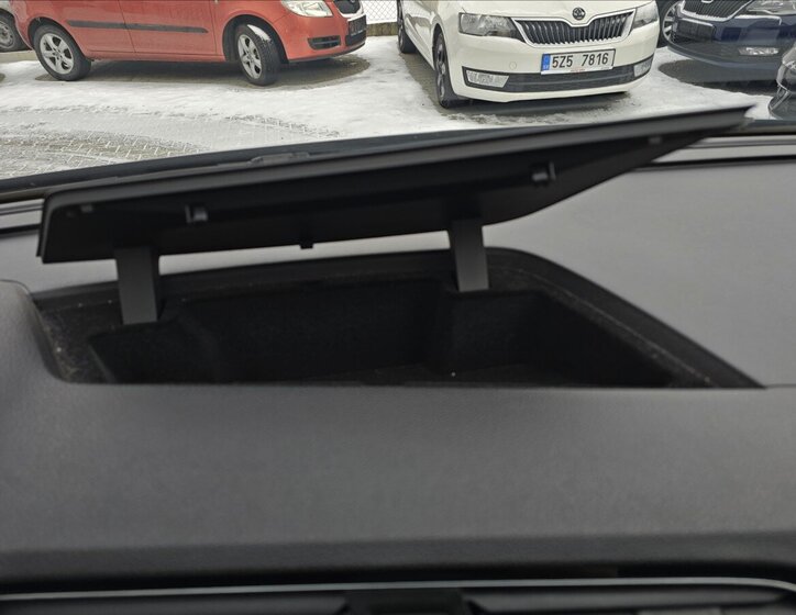 Volkswagen Touran 25